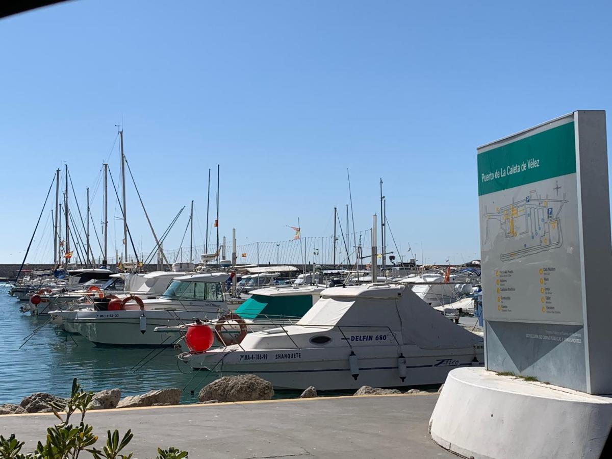 Paradise Beach Apartment Caleta De Velez Exterior foto